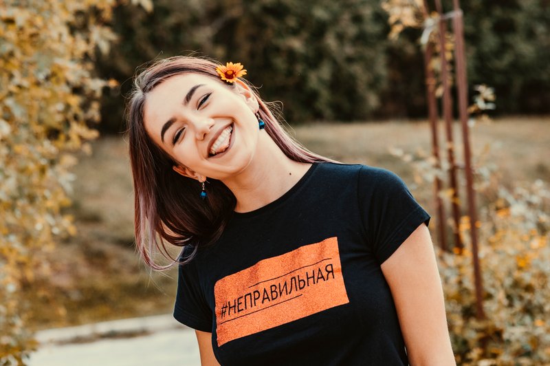 Novo Detox LA| smiling woman wearing black tee, suboxone clinic, what is suboxone, how long does suboxone stay in your system